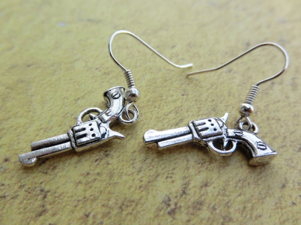 Pistolen Ohrringe Wester Colt Knarre